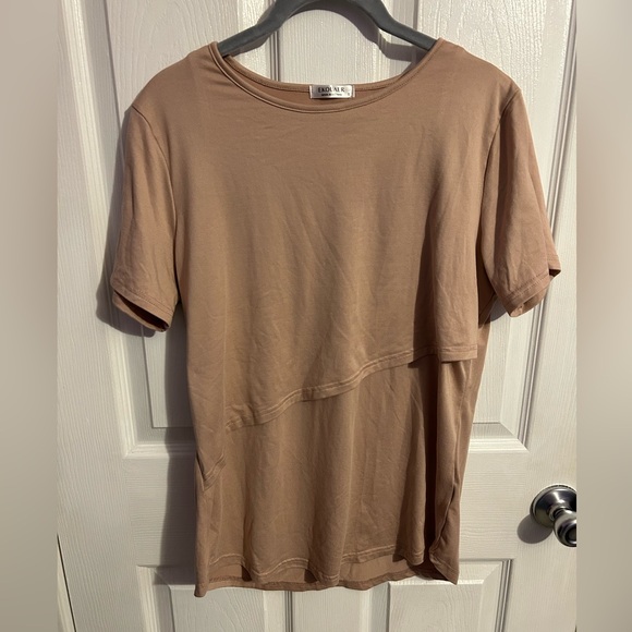 Light pink/taupe nursing shirt - Picture 2 of 6